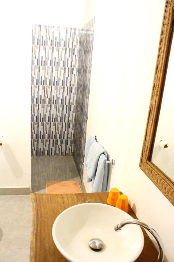 B & B Mariamacounda Toubakouta Buitenkant foto
