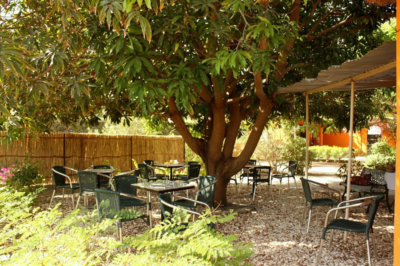 B & B Mariamacounda Toubakouta Buitenkant foto