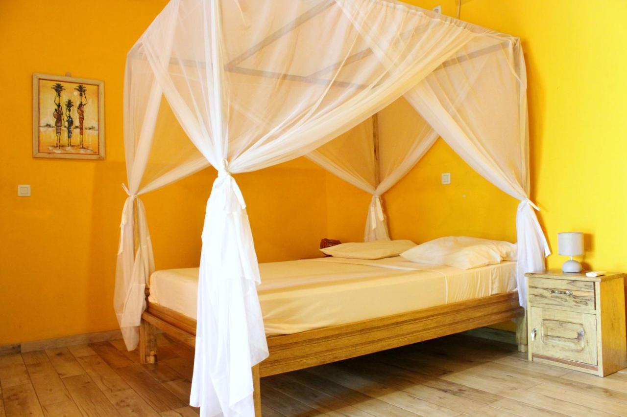 B & B Mariamacounda Toubakouta Buitenkant foto