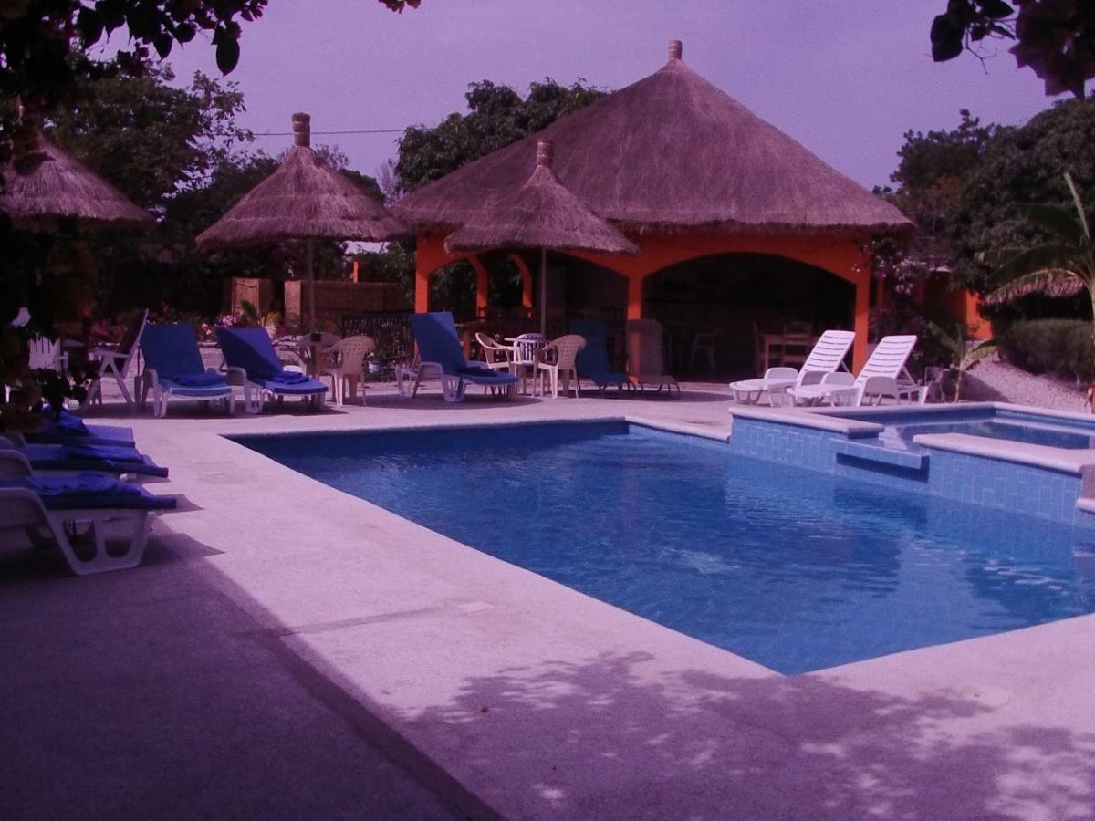 B & B Mariamacounda Toubakouta Buitenkant foto