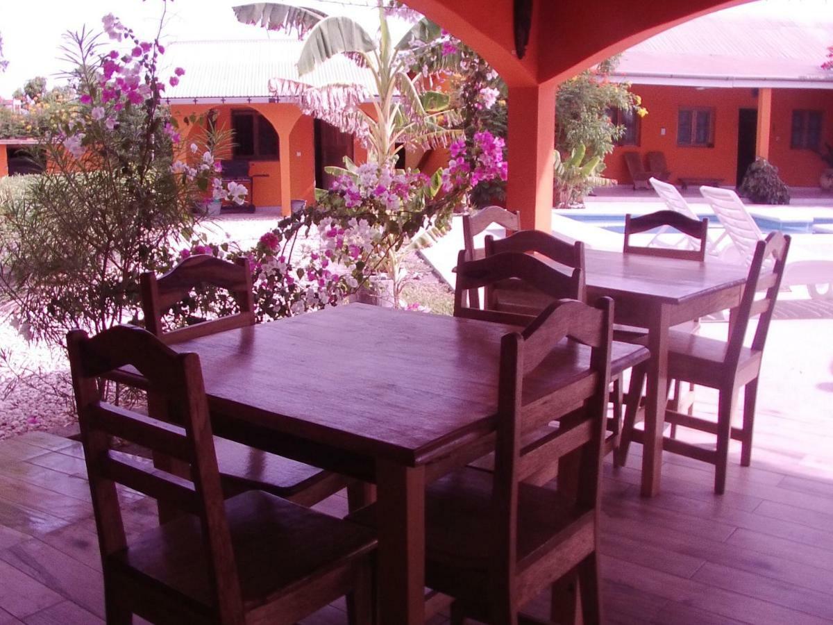 B & B Mariamacounda Toubakouta Buitenkant foto