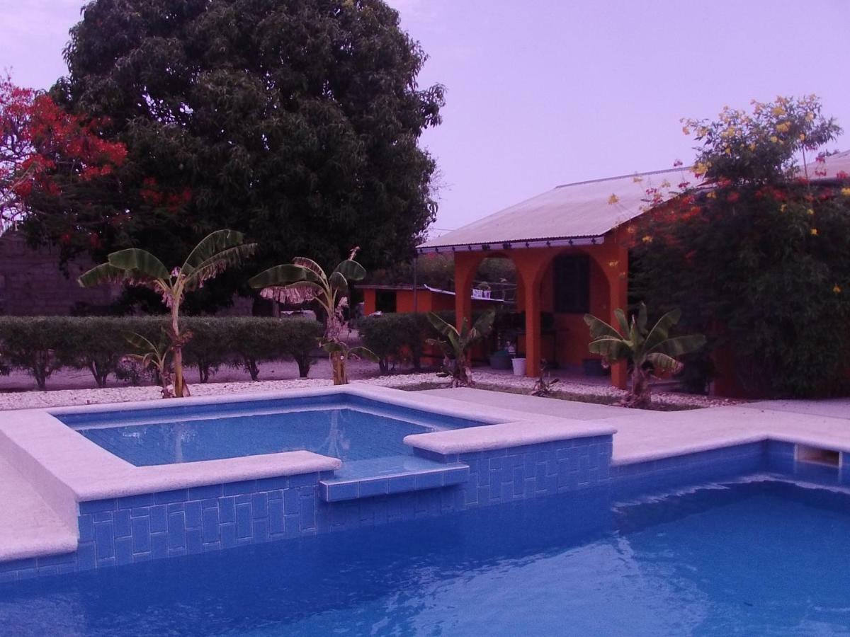 B & B Mariamacounda Toubakouta Buitenkant foto