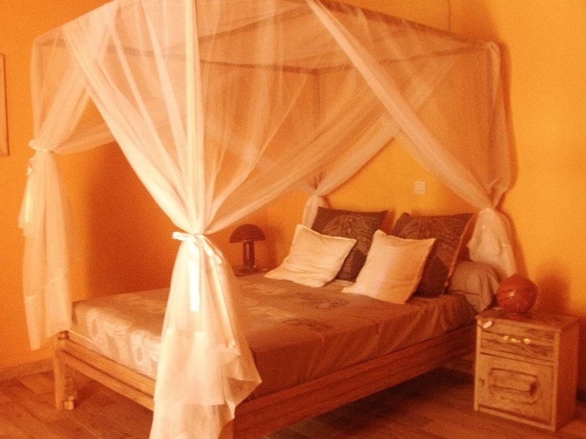 B & B Mariamacounda Toubakouta Buitenkant foto