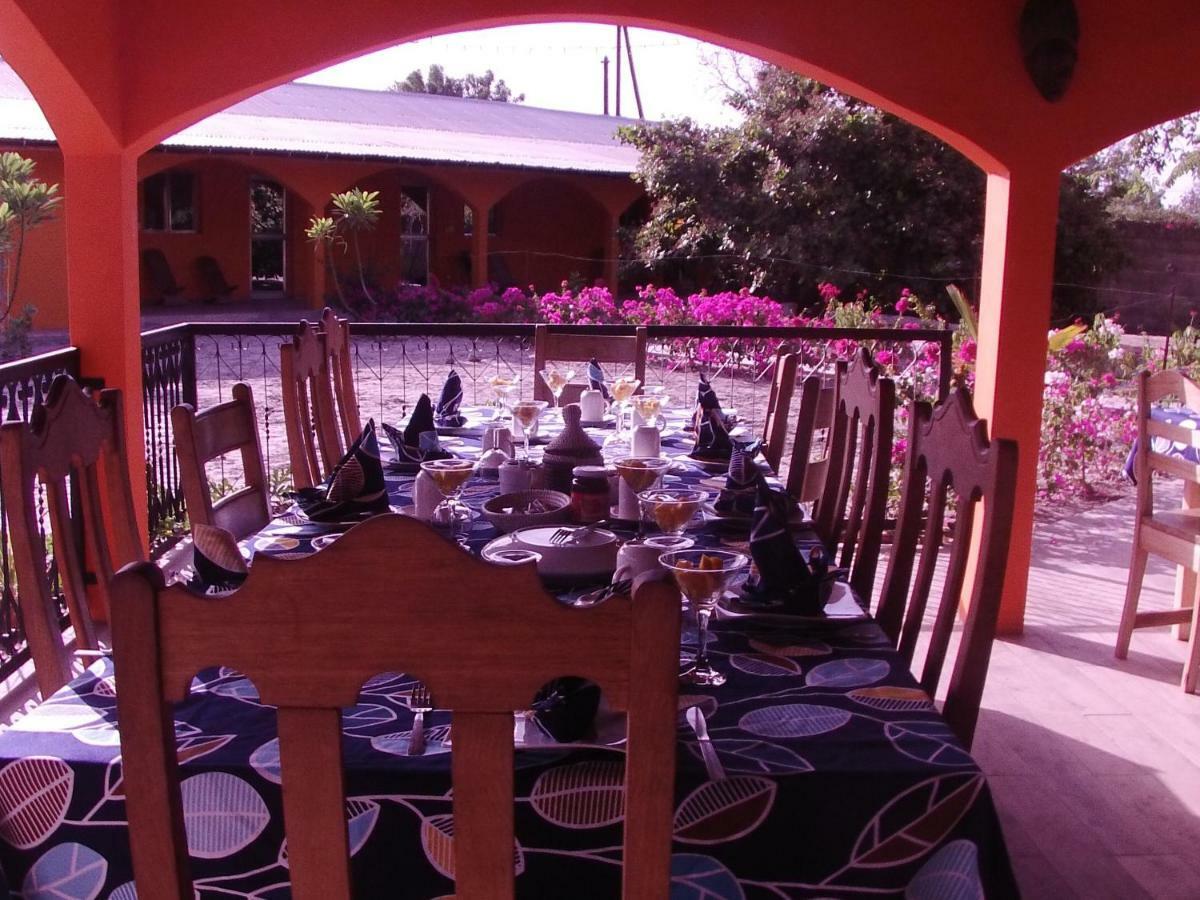B & B Mariamacounda Toubakouta Buitenkant foto